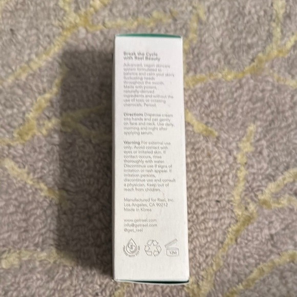 Rael daily restoration Beauty Nourishing Gel Cream - Picture 2 of 5